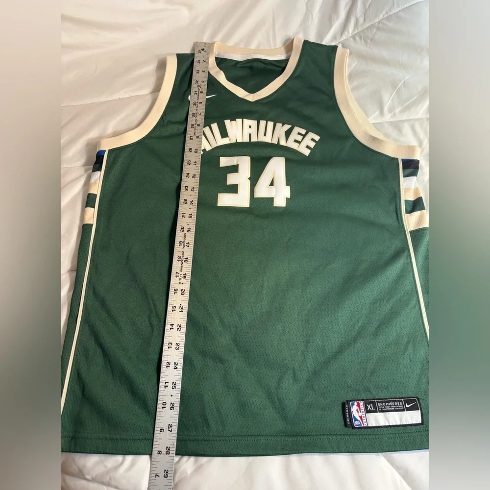 GIANNIS ANTETOKOUNMPO MILWAUKEE BUCKS NIKE SHIRT JERSEY YOUTH XL (18/20)48 GREEN